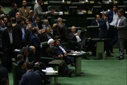 جلسه استیضاح آخوندی وزیر راه - مجلس