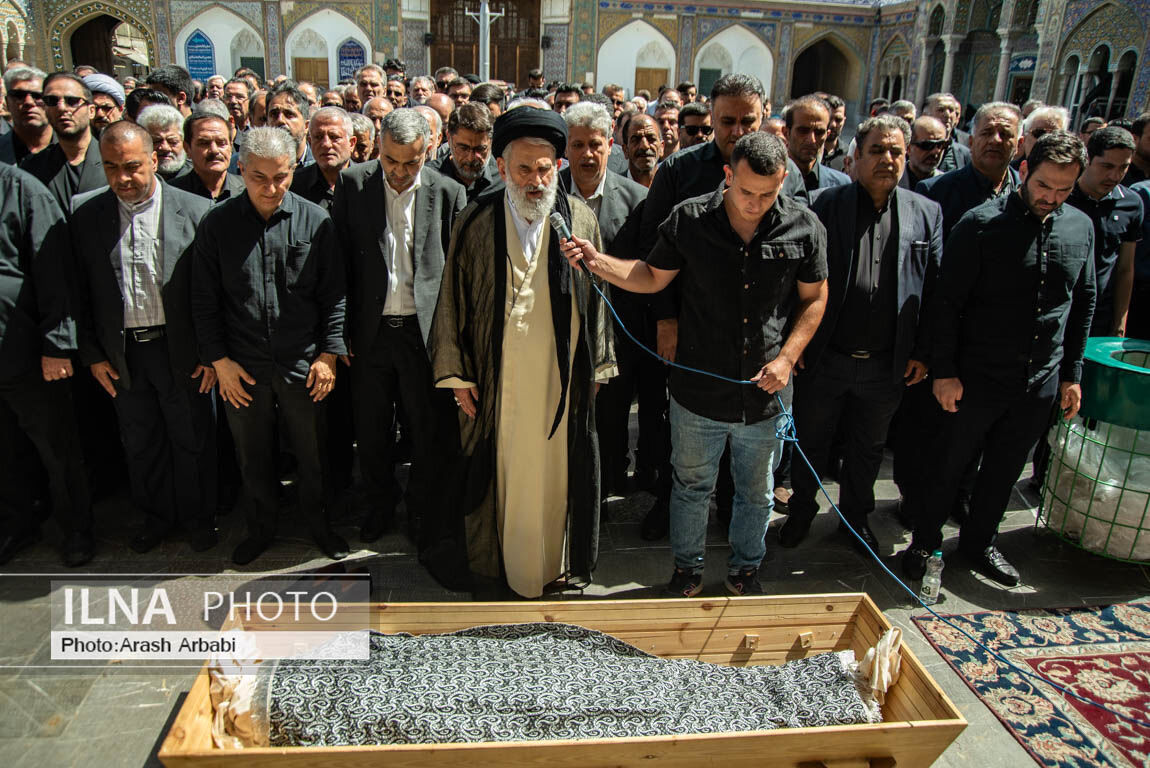 تصاویر فرزندان آیت الله رفسنجانی در مراسم تشییع عمویشان