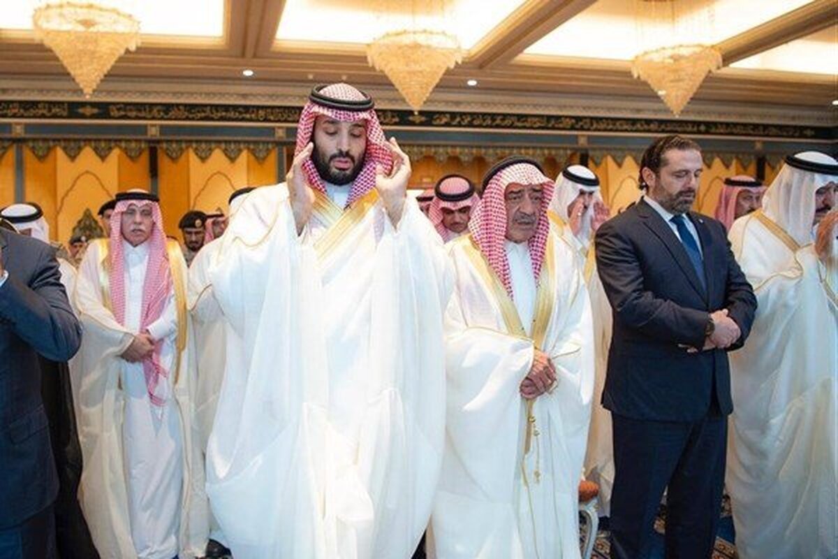 گزارش تصویری/ نماز عید فطر حریری در کنار پادشاه و ولیعهد سعودی