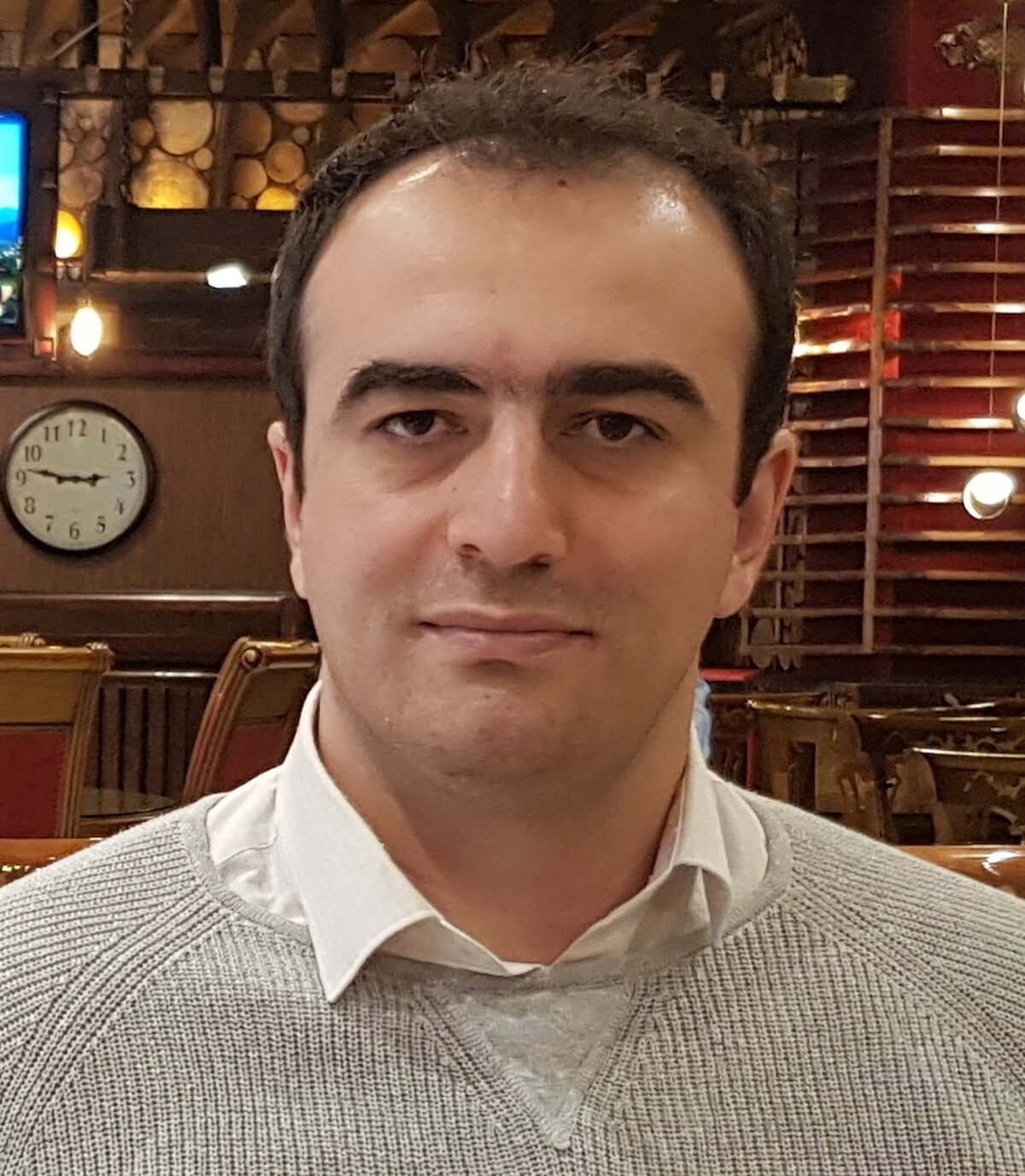 صارم توحیدی (هژیر توحیدی) مدیرعامل جلاگستر: اسرار کثیف در مورد پرکننده در شوینده ها که باید بدانید؟