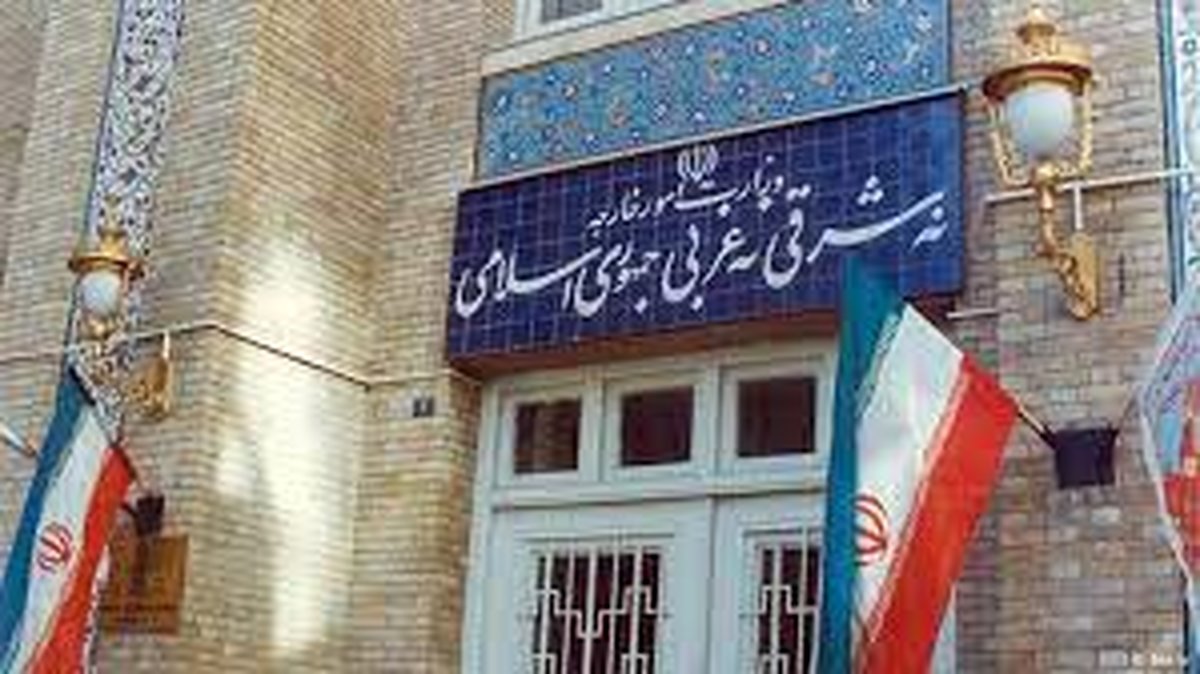 خدماتدهی به مردم در بخش کنسولی وزارت خارجه ۲ شیفته شد