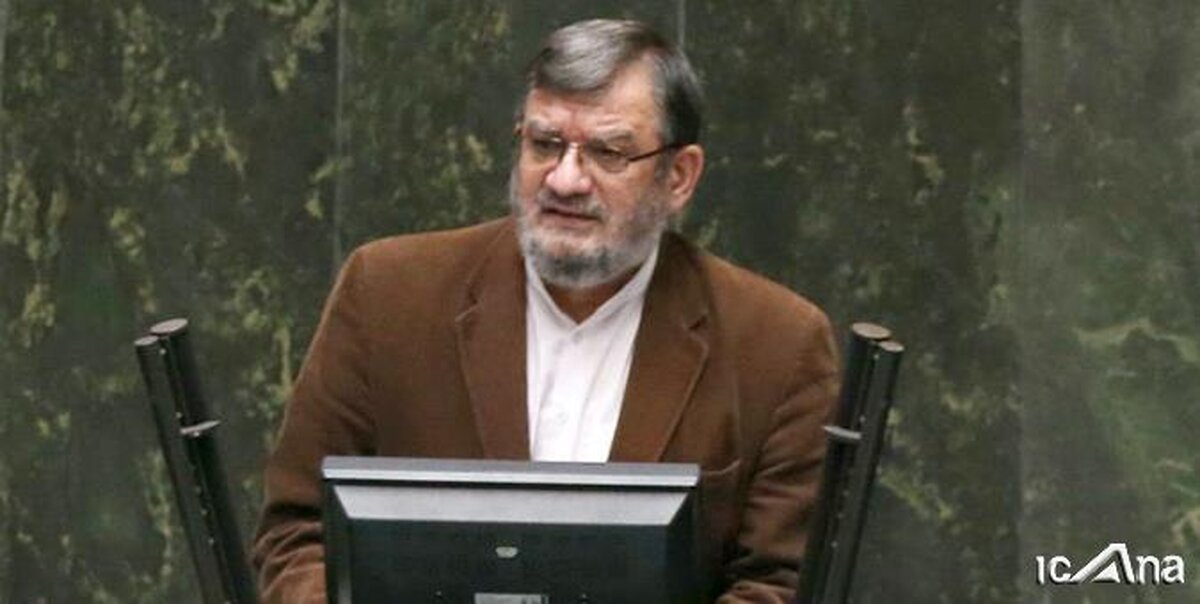 انتقاد روح‌الامینی از برنامه‌های عبدالملکی: وزارت رفاه جای تئوری پردازی نیست