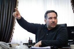 به احمدی‌نژاد افتخار می‌کنیم ولی احمدی‌نژادی نیستیم!