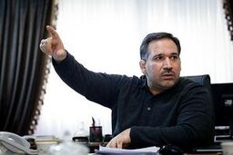 به احمدی‌نژاد افتخار می‌کنیم ولی احمدی‌نژادی نیستیم!
