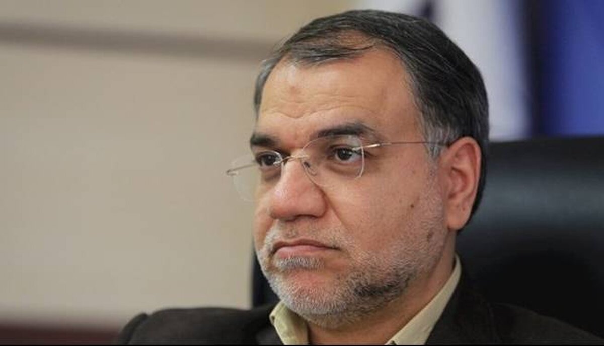 واکنش فضائلی به حذف صحبت‌های رهبر انقلاب از دیوارنگار میدان ولیعصر درخصوص بنگاه‌داری بانک‌ها