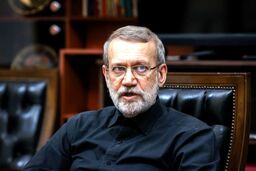 تماس لاریجانی با انگلیس درباره مذاکرات