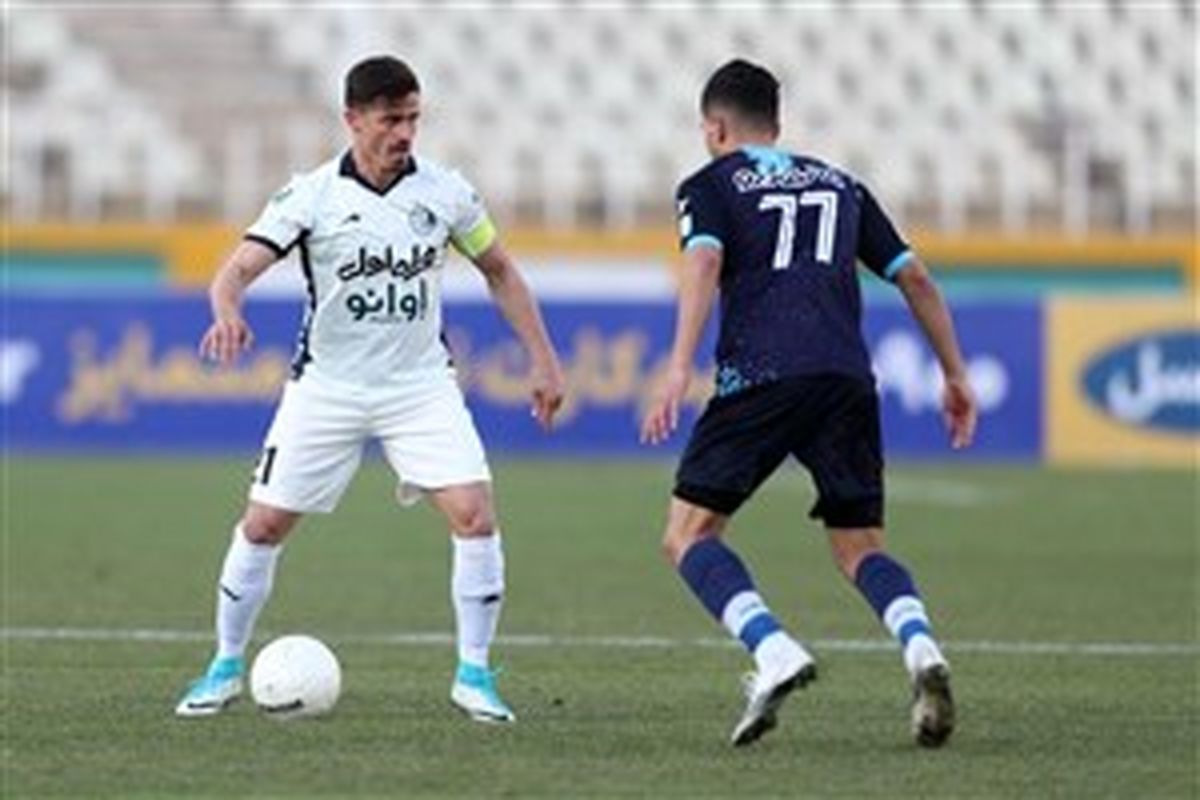 گزارش زنده؛ پیکان 0 – استقلال 0