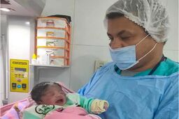 تولد دختری با رنگ موی متفاوت در مصر + عکس
