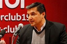 مدیرعامل تراکتور: برای فصل بعد تیم قدرتمند می‌بندیم