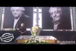 فیلم/ وفای به عهد استاد نصیریان و آواز خوانی در مراسم تشییع استاد انتظامی