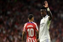 نگرانی رئال برای وینیسیوس: این بچه را  این قدر نزنید