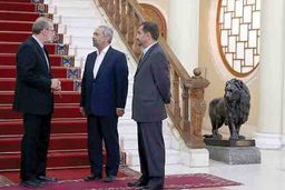 دیدار نهاوندیان با لاریجانی
