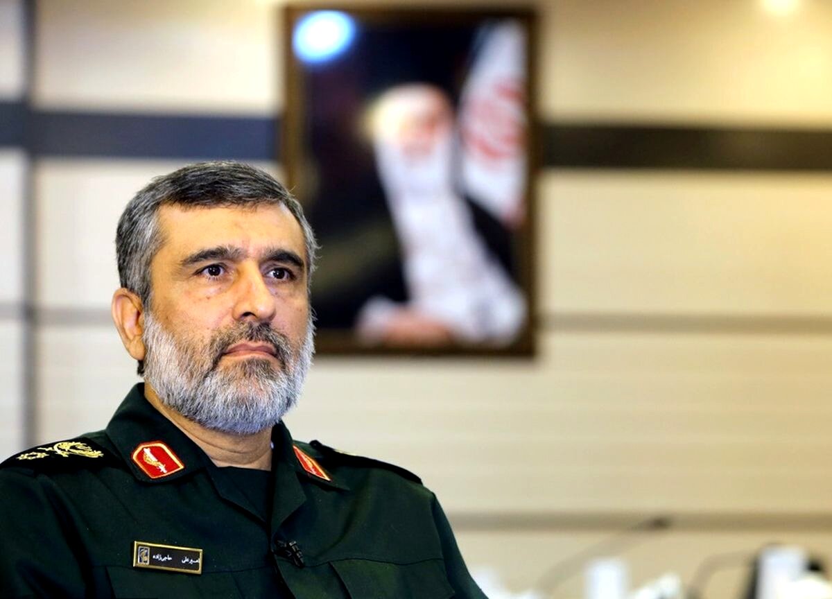 برای نخستین بار متن دست نویس وصیت‌نامه شهید حاجی زاده را ببینید