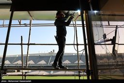 تنها یک ورزشگاه صلاحیت میزبانی لیگ برتر فوتبال را دارد