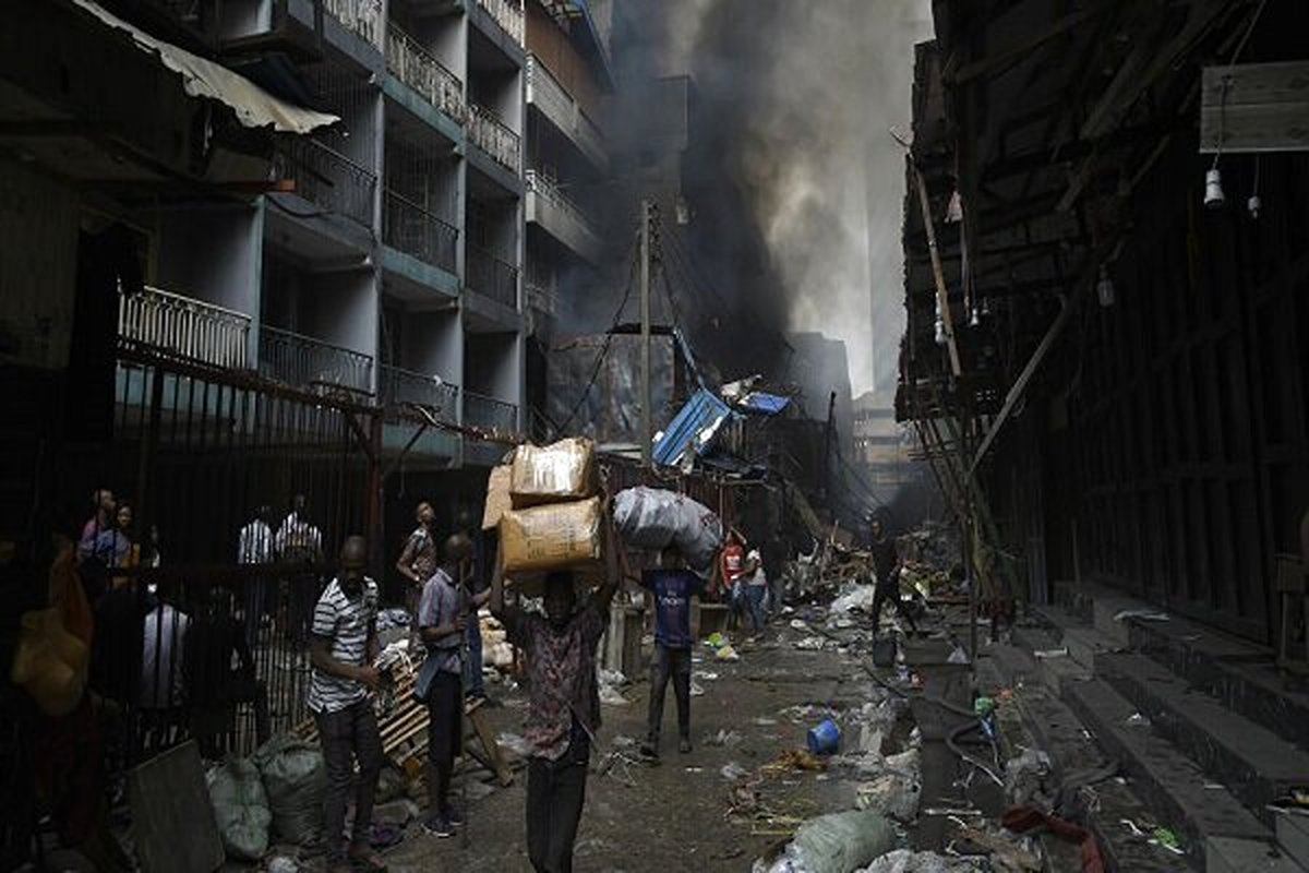 ۳۶ کشته و دهها زخمی در نیجریه؛ مهاجمان خانه‌ها را سوزاندند