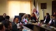 تکرارِ ماجرای نماز خواندن نماینده مجلس با وزیر و در جلسات رسمی!