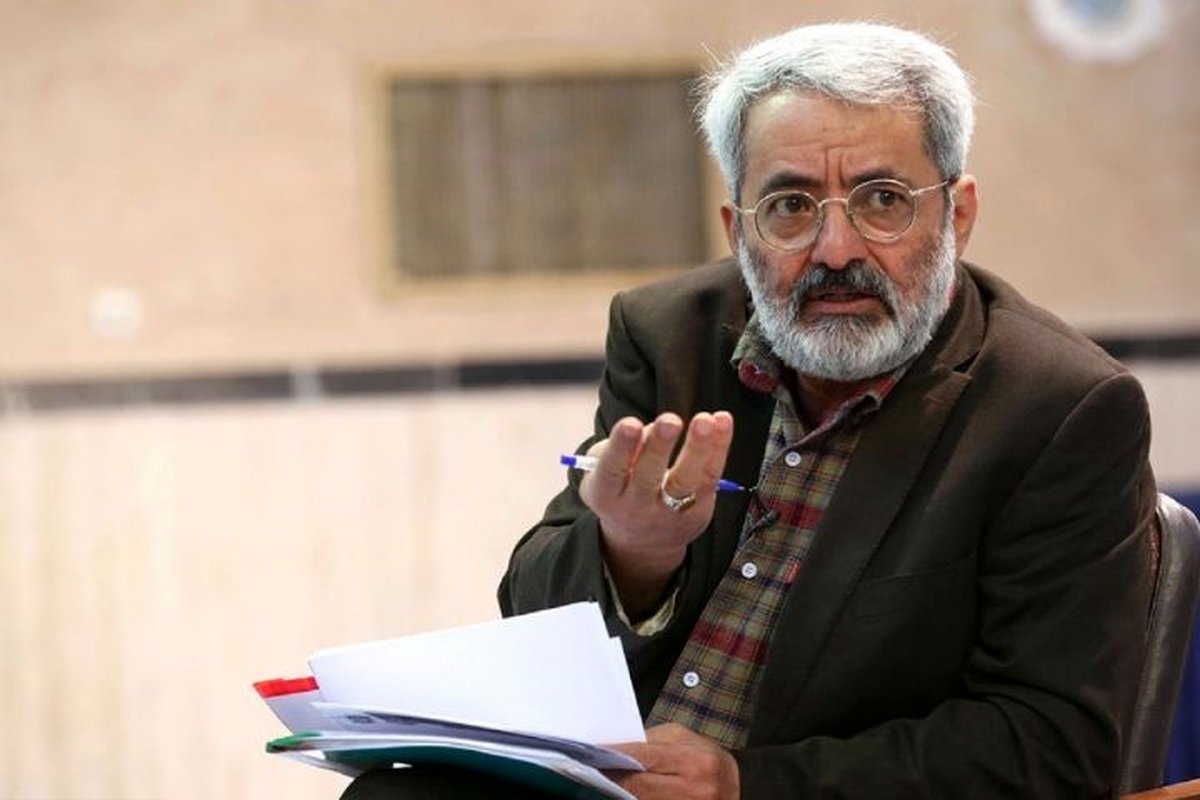 طرح رفراندوم از سوی رسانههای بیگانه بازی با افکار عمومی است