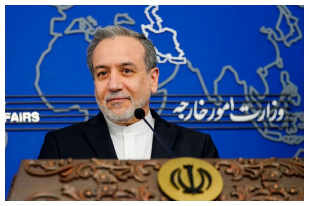 عراقچی:امیدوارم شایعات مضحک تغییر نام خلیج فارس فقط دروغ پراکنی باشد