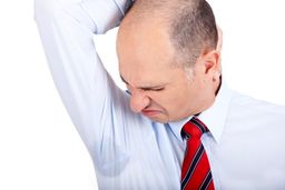 علت اصلی ایجاد بوی بد در بدن انسان