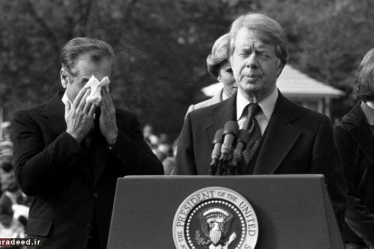 وقتی ریشه سلطنت و نه فقط شاه در ایران خشکیده شد