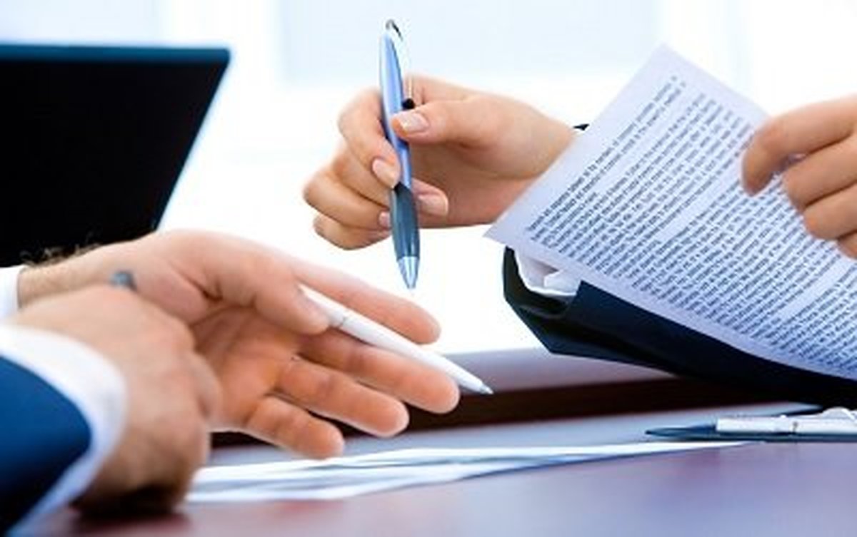 چگونه یک مترجم حرفهای پیدا کنیم؟