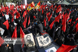 مراسم تشییع پیکر شهید حججی برگزار شد/مردم ایران قاتلان اصلی شهید حججی را فراموش نخواهند کرد