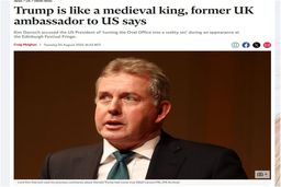ترامپ شبیه یک پادشاه قرون وسطایی است

