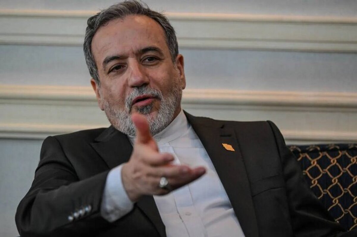 عراقچی:احتمال جنگ هست ، تنگه هرمز را ما نمی بندیم