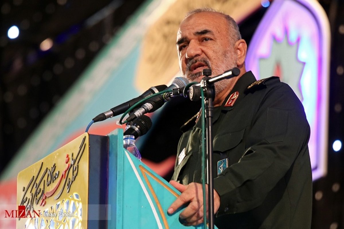 فرمانده سپاه: ملت ایران دشمن را در اعمال فشار و تحریم خسته کردهاند
