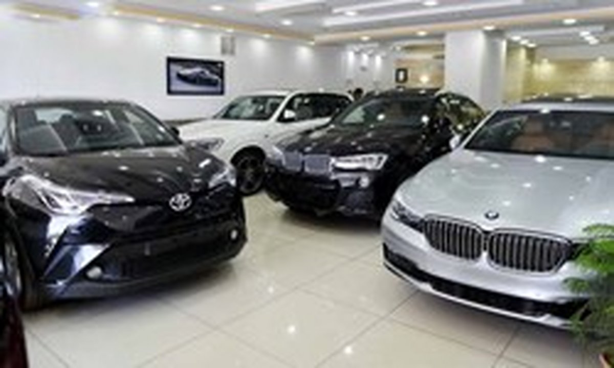 تاکید بر تعرفههای قبلی واردات خودرو در کمیسیون اصل نود/ واردکنندگان 800 میلیارد تومان زیان کردند