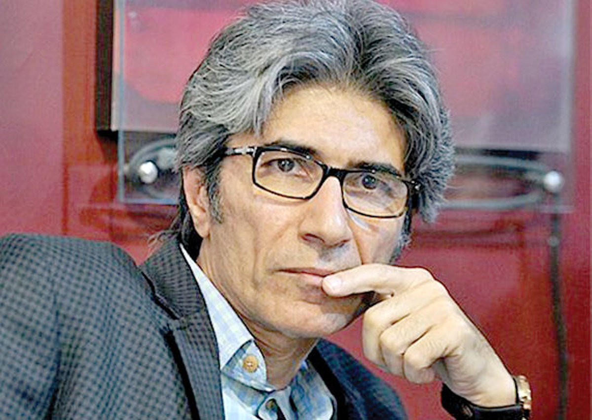 یککمدی با شخصیت ساختم