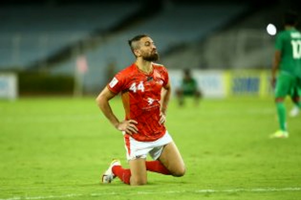 مدافع معروف از داوران ایرانی حلالیت طلبید!