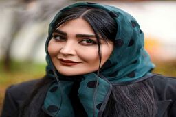 کافه گردی مریم معصومی