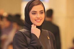 عکس عجیب از ریحانه پارسا در ترکیه 