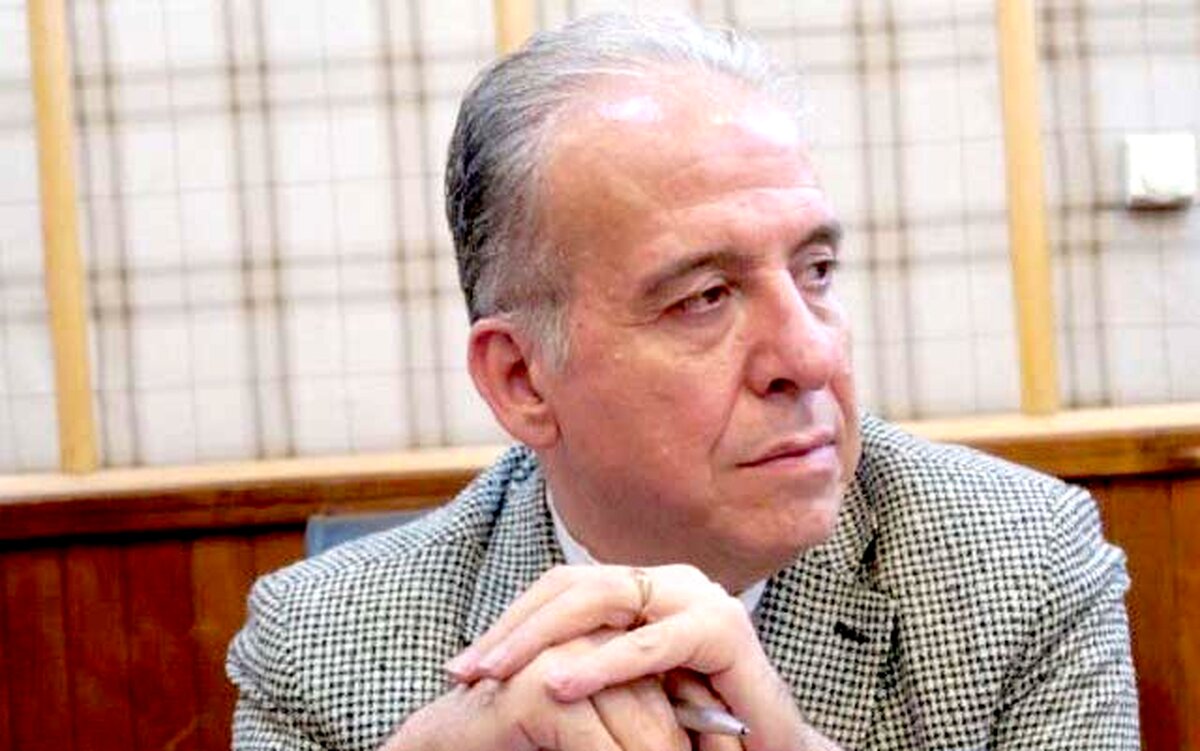 طیب‌نیا رشد تورم را مهار کرد
