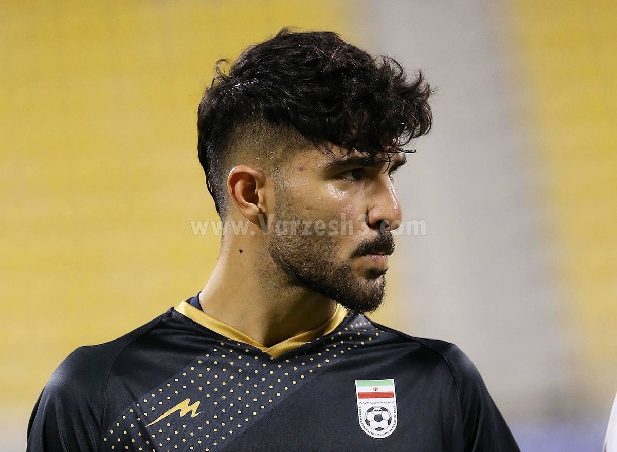 عابدزاده به این دلیل فیکس بازی میکند