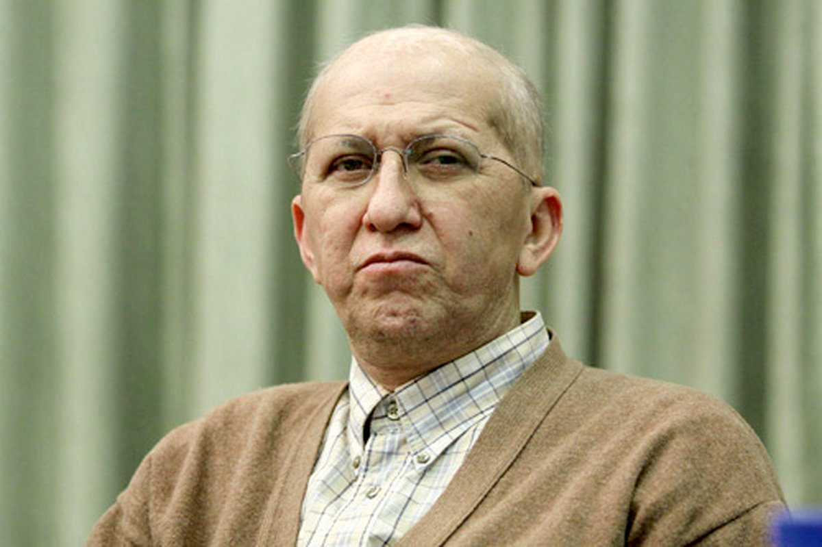 اول باید عذرخواهیکنند