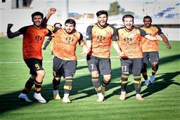 مس رفسنجان 3 - سپاهان 1؛ آغاز نیم‌فصل با شگفتی بزرگ
