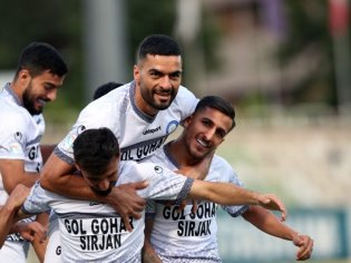 علیزاده: سی امتیاز از  کسر کردند!