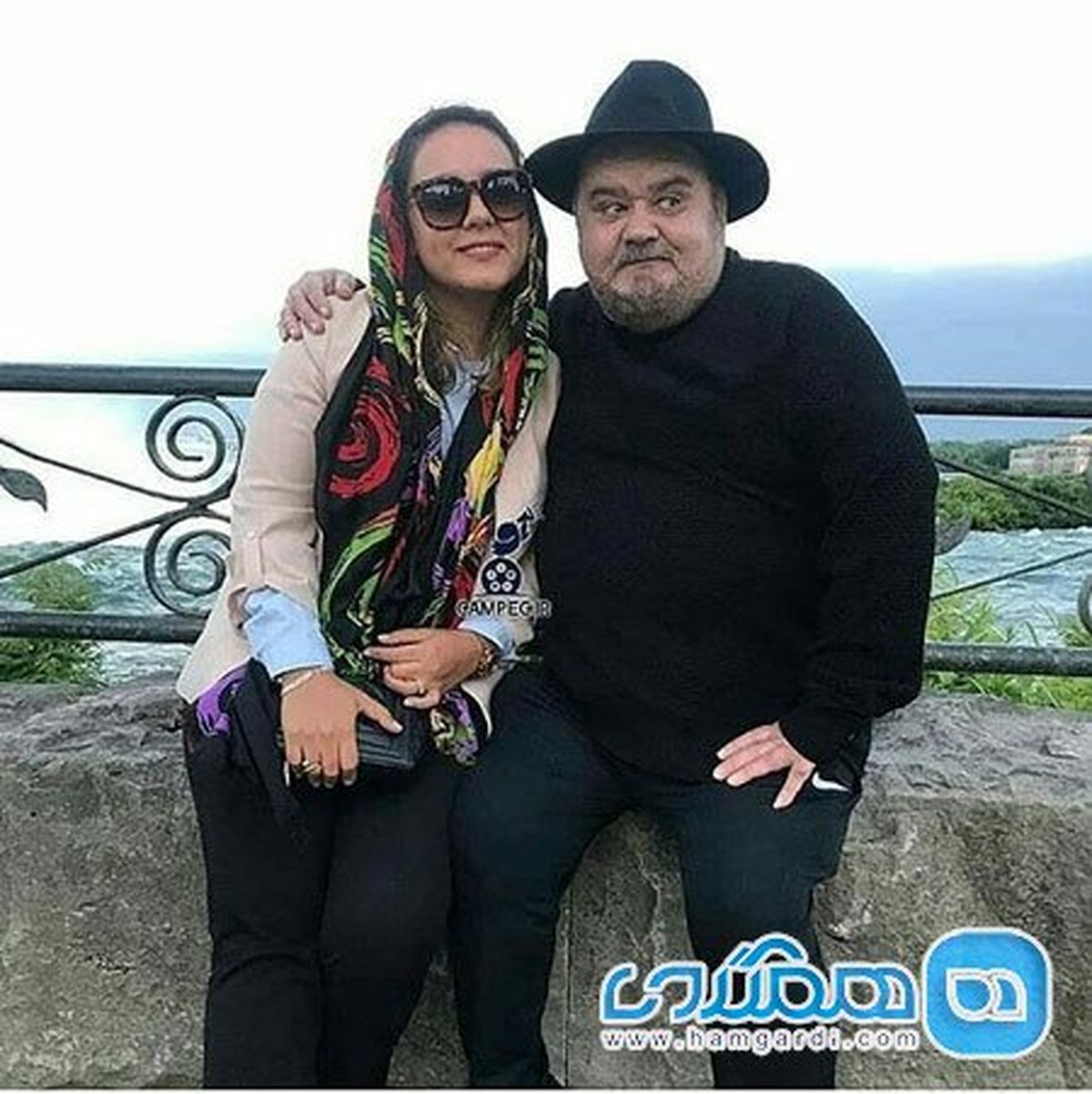 سفر تفریحی اکبر آقا و دخترش به نیاگارا + عکس