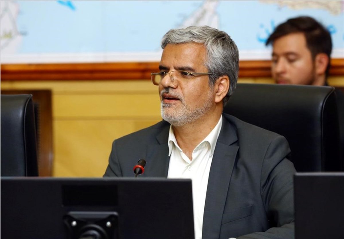 کاندیدای اصلاحطلب: همه به نفع یک نفر کنار میرویم
