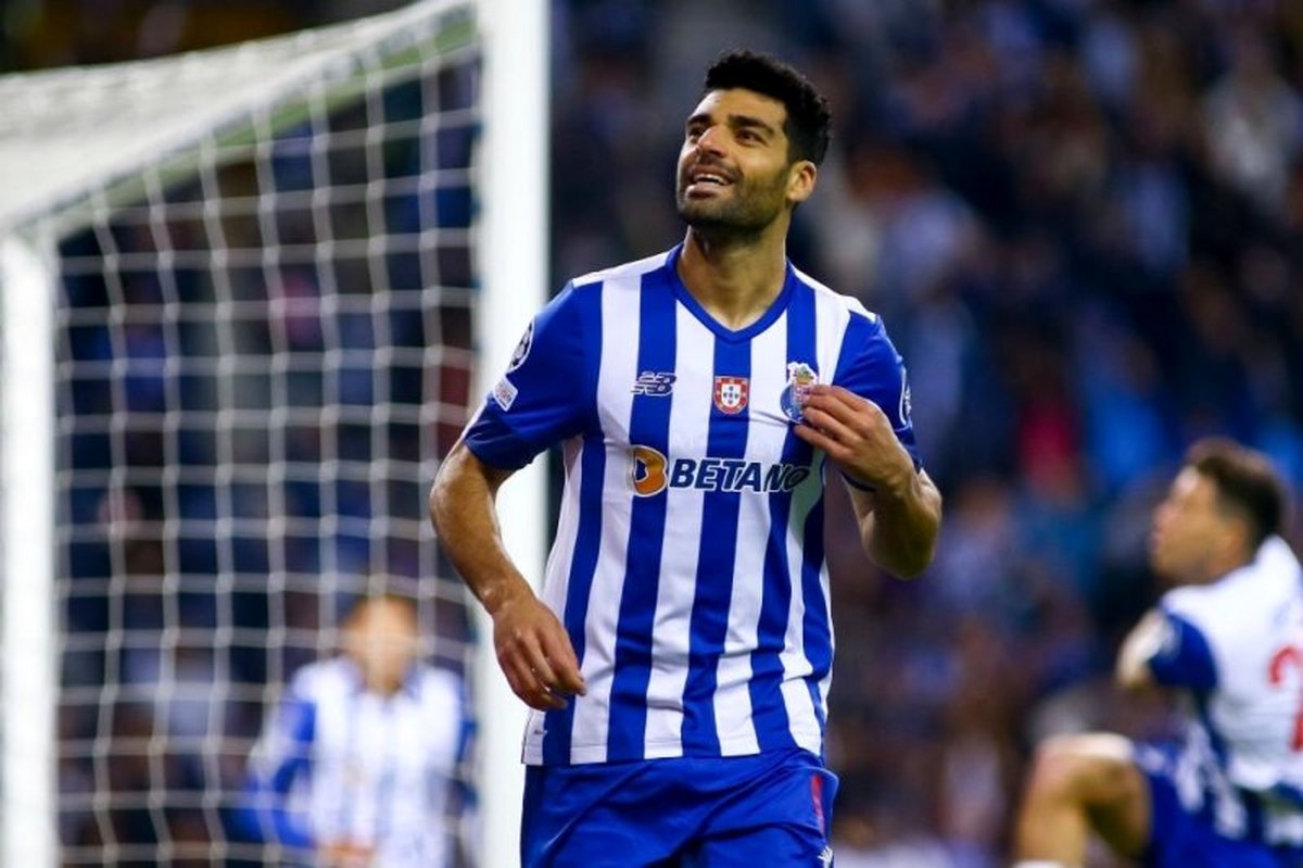 مرد نقرهای سال آسیا: مهدی طارمی!