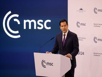  تمایل ترامپ برای دیدار با رهبر انقلاب