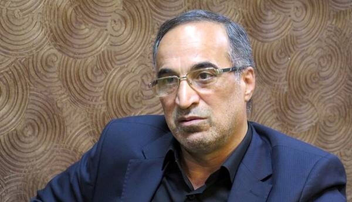 واعظ آشتیانی: در ایران فردی که هیچ سابقه مدیریتی ندارد وزیر می‌شود
