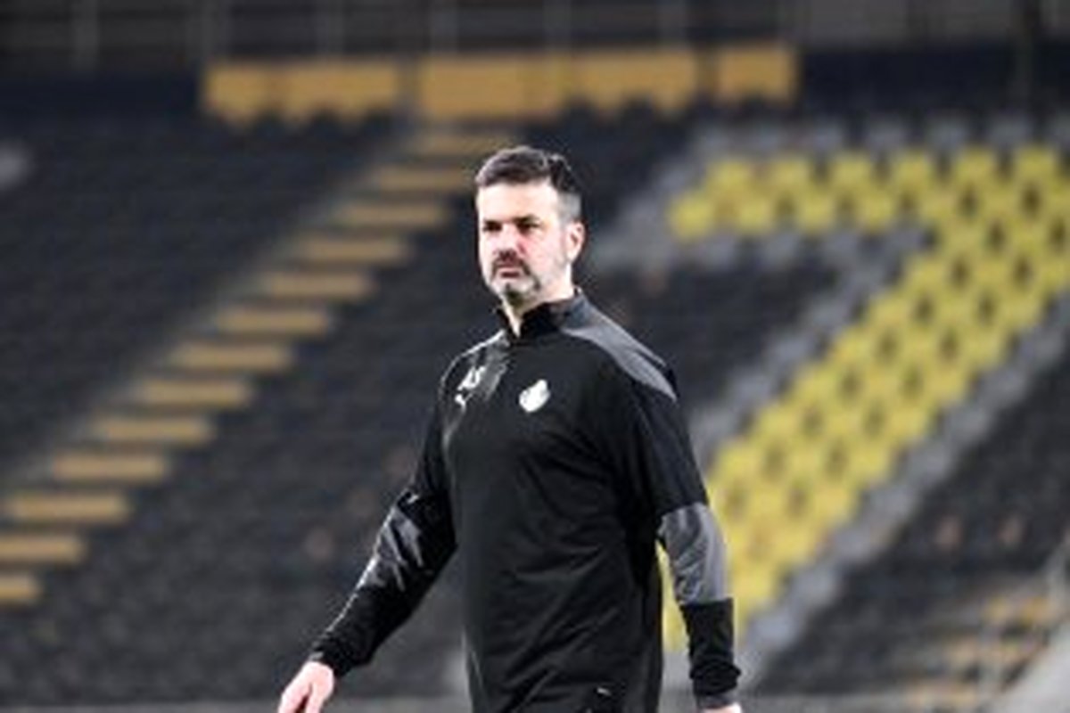 صدرنشینی الغرافه با شادی دیوانهوار استرا