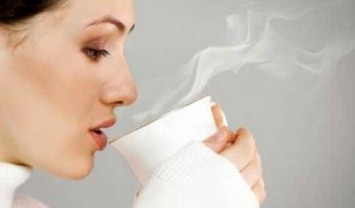 نوشیدن آب گرم در روز و هفت خاصیت فوق العاده