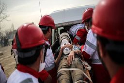 نجات ۳۸۲ نفر در حوادث مختلف جاده‌ای کشور