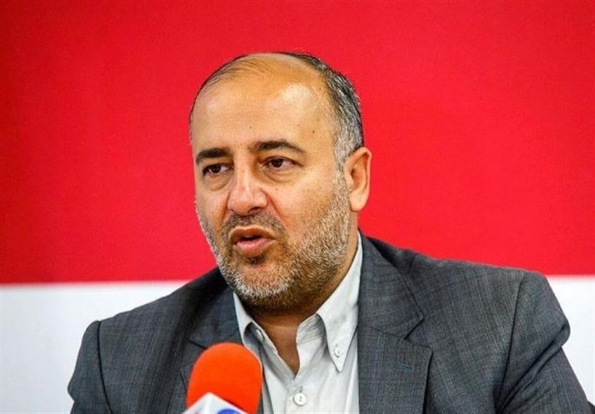 تفکیک وزارت صنعت و بازرگانی فساد آور و پر هزینه است