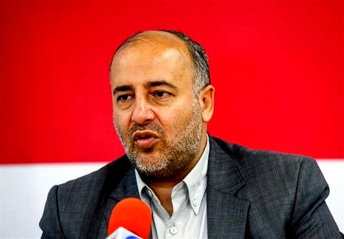 تفکیک وزارت صنعت و بازرگانی فساد آور و پر هزینه است