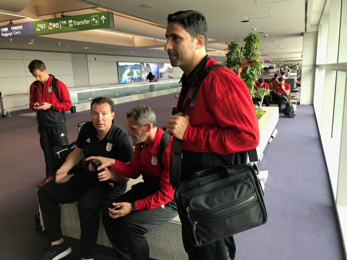 ملی پوشان فوتبال در فرودگاه سئول + تصاویر